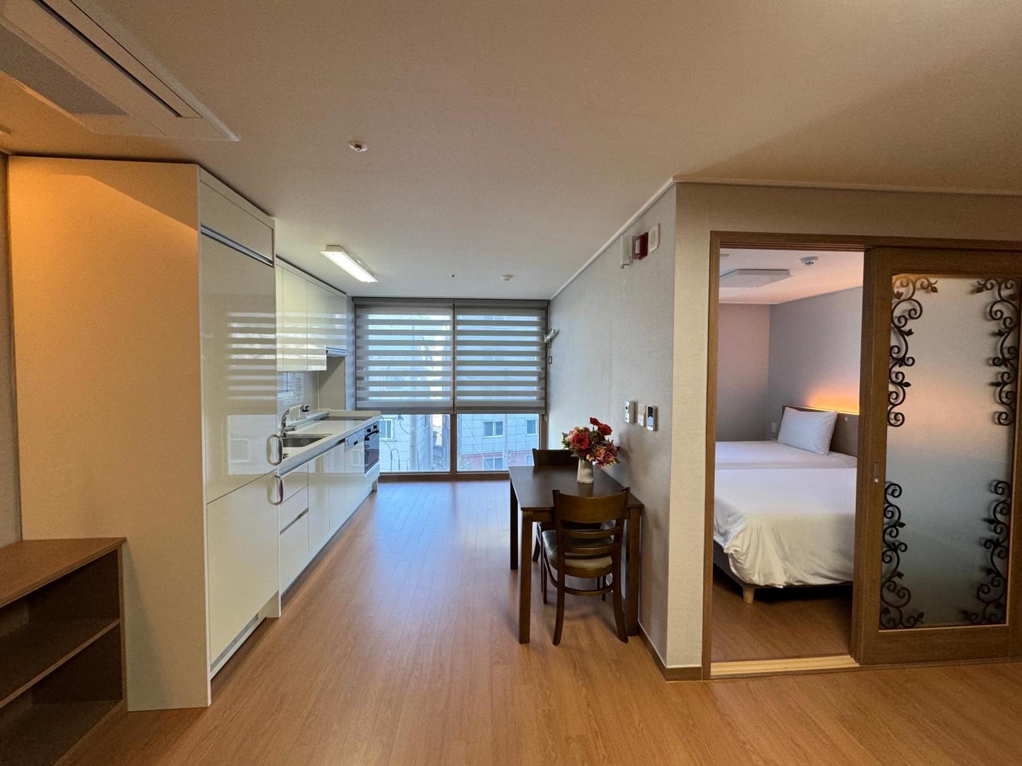 Residence Hotel K Okpo Кодже Экстерьер фото